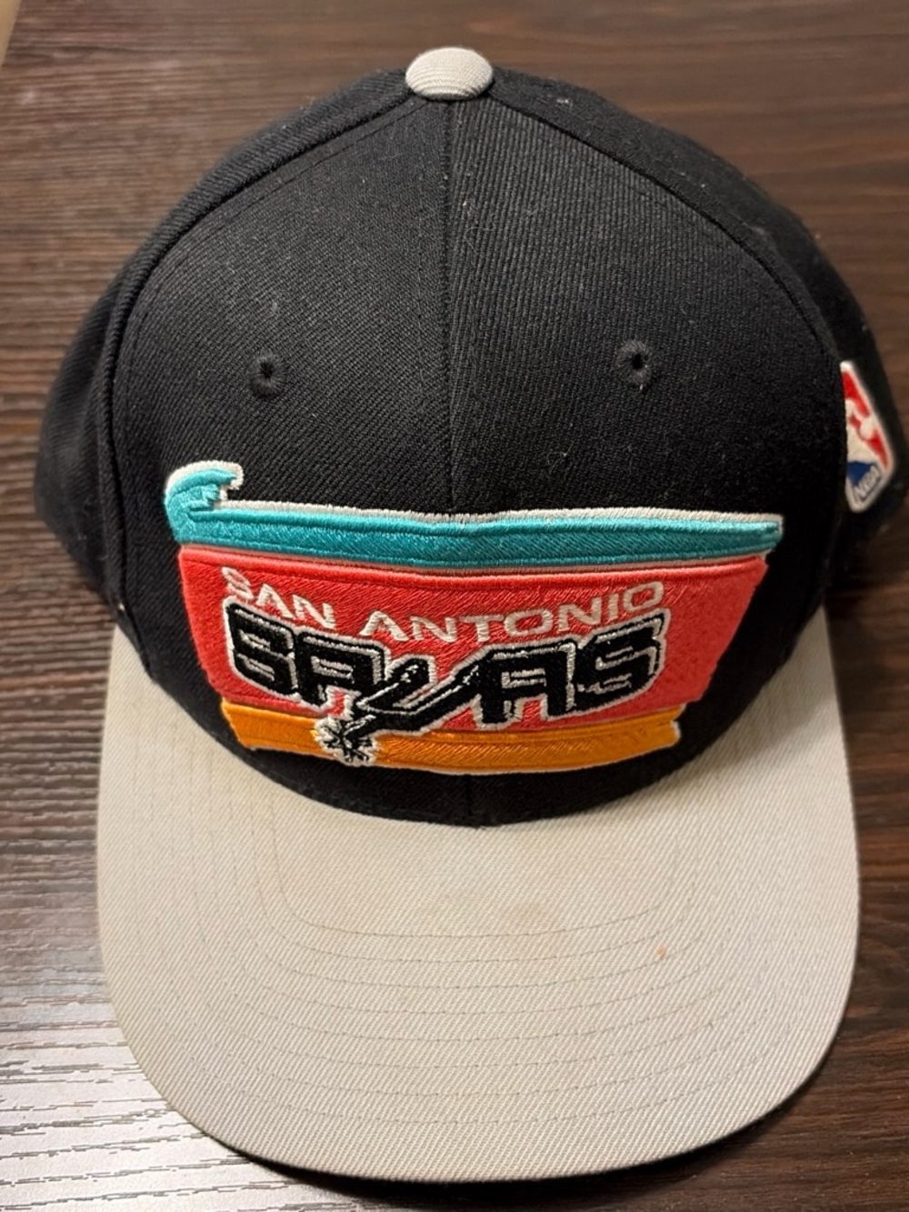 San Antonio Spurs Black and Gray Retro Logo Snapback Hat